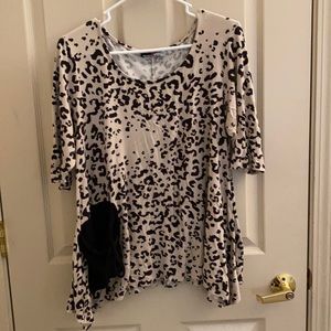 Inside Out brand leopard print short sleeve shirt